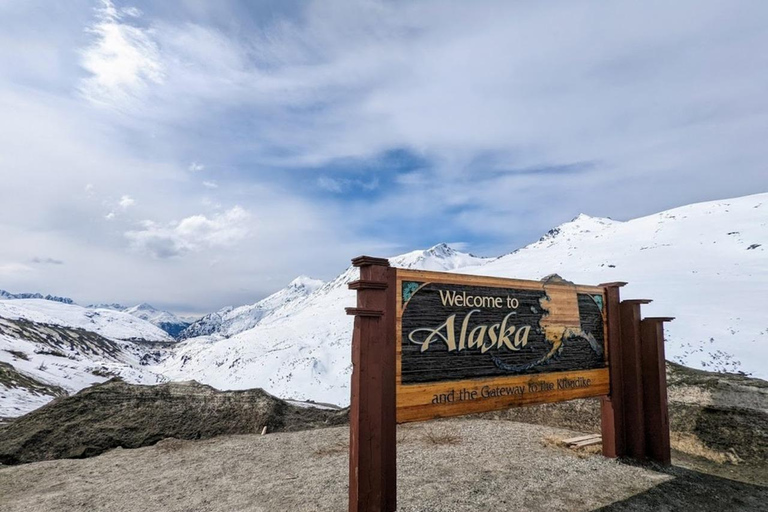 Skagway: Klondike Highway &amp; Yukon bustour met Husky Kennel