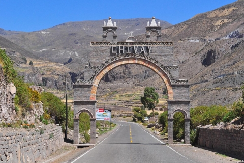 Arequipa: Excursion Colca Canyon + Chacapi Thermal Baths Option 2 with lunch