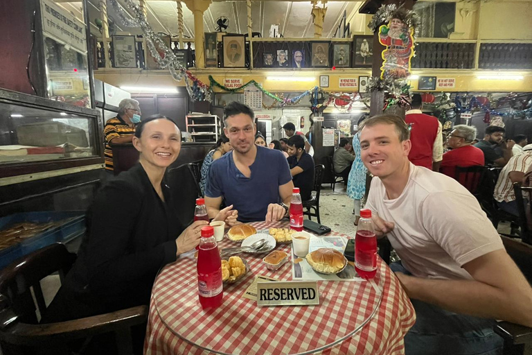 Mumbai : visite culinaire avec dégustation de 7 à 8 platsMumbai : Visite culinaire dans les rues avec 7 à 8 dégustations