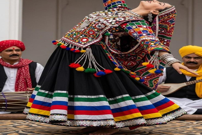 Delhi: Guided Shopping Tour Experience With Expert Female