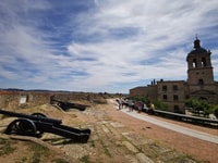 Осада Ciudad Rodrigo 1812 Walking Tour - Housity