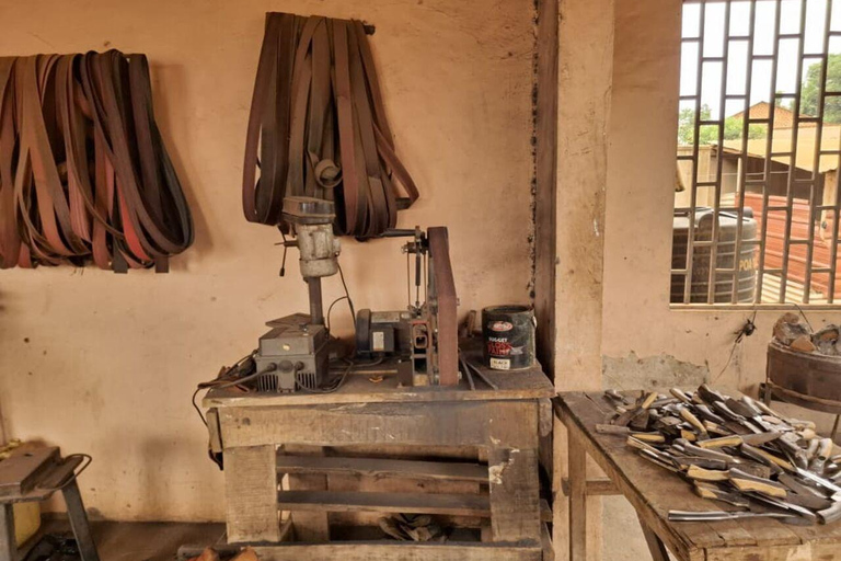 Kampala: Ugandan Knife Making Experience Workshop