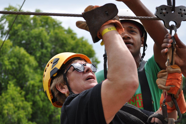 Puerto Plata: Desafío AdrenTrip &quot;Agua y Aire&quot; con Cascadas y Zipline