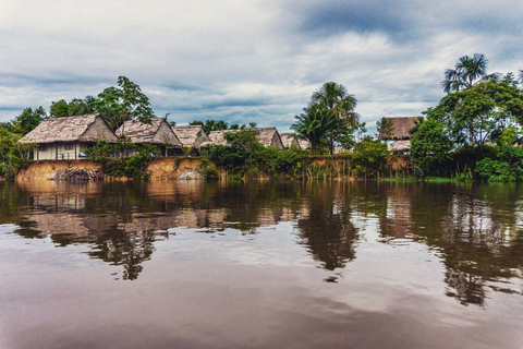 Iquitos: Amazonas in 4 days: Nanay River + Monkey Watching