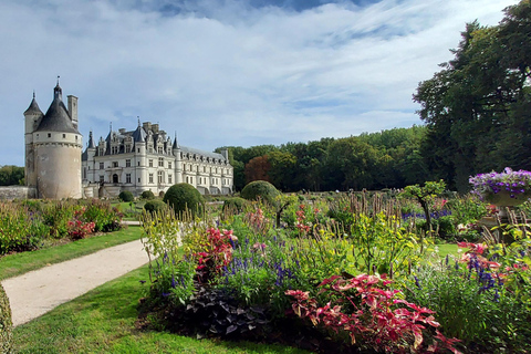 Wycieczka 1-dniowa do Chambord i Chenonceau z licencjonowanym przewodnikiemZ wycieczek: Chambord i Chenonceau - 1-dniowa wycieczka z przewodnikiem