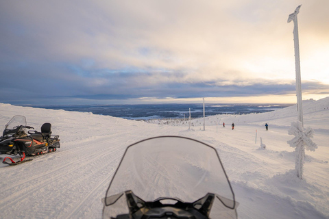 Levi: Safari en moto de nieve de 4 horas a los Fells de Levi