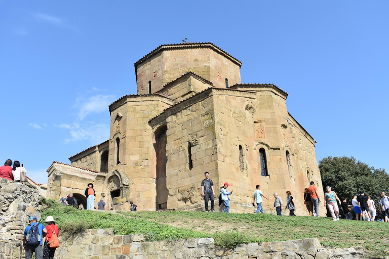 Tbilisi: Georgia & Armenia 6-Day Guided Tour