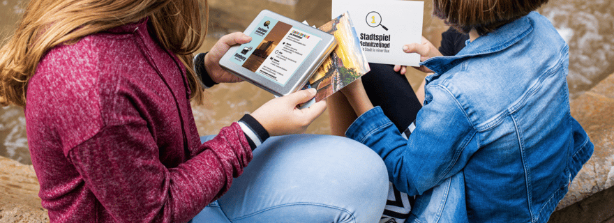 Jeu urbain autour du port de Hambourg pour les enfants, les familles et les groupes scolaires