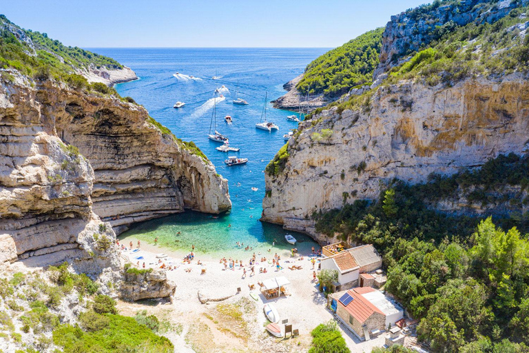 Hvar:Blue & Grenn Cave and Vis Island Private Speedboat Tour
