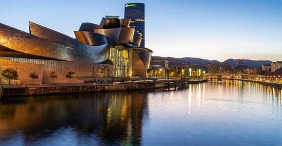 Bilbao : Private Custom Walking Tour mit einem ortskundigen Guide