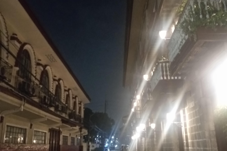 Manila: Intramuros Slum Tour with Local Guide