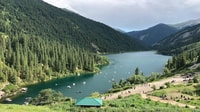 Visite en voiture privée à Charyn Canyon et Kolsai Lake - Housity
