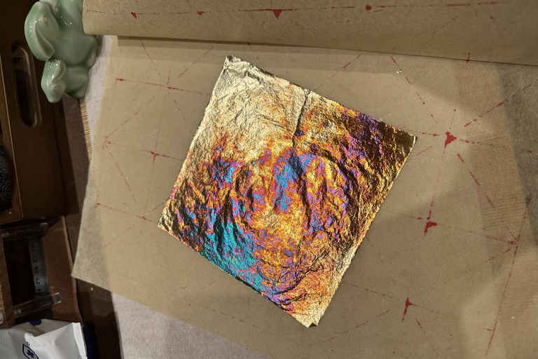 Shanghai: Create Your Own Gold Leaf Artwork Experience