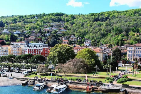 Tour in barca Hop-on Hop-off dell'Isola Pescatori e dell'Isola Bella
