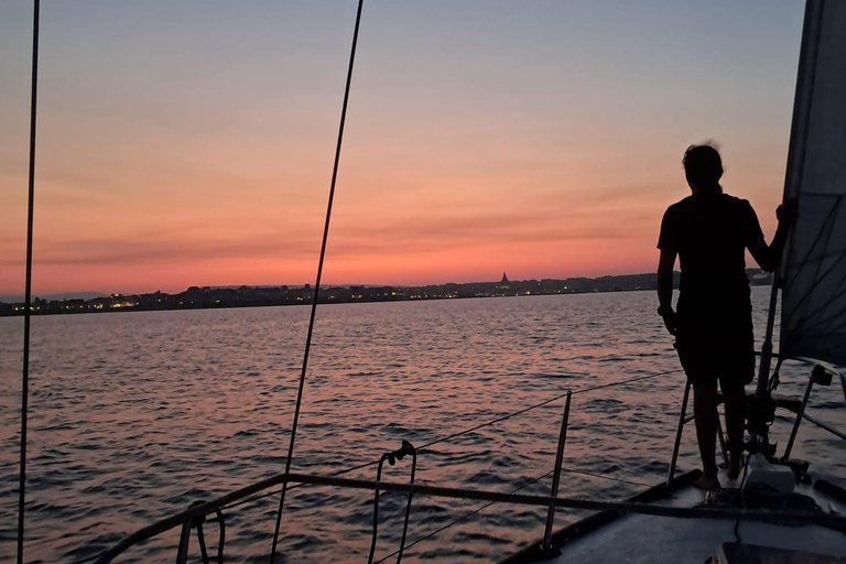 Syracuse: Snorkeling Excursions by Sailboat to Plemmirio Syracuse: Snorkeling Excursions by Sailboat at Plemmirio