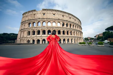 Roma: Sessão fotográfica e vídeo com vestido voador no Coliseu