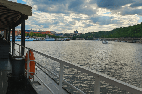 Prague: Vltava River Cruise in Jazz Style and Commentary