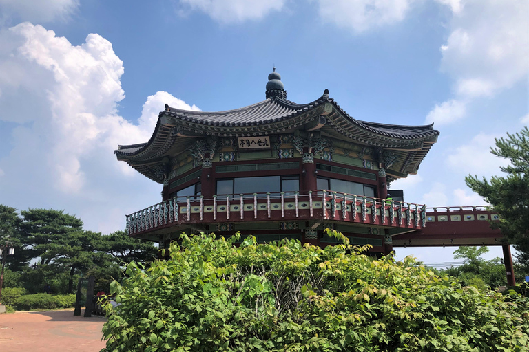 Seoul: Gyeongbok-palatset, byn Bukchon och Gwangjang-tur