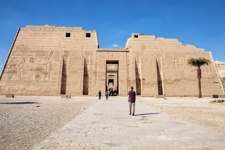 Wycieczka do Luksoru do świątyni Habu, Doliny Robotników i Królowych