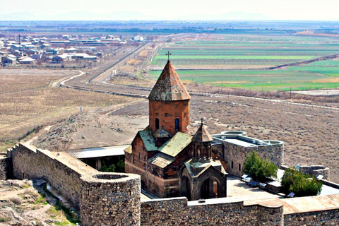 Reise in den Süden: Khor Virap, Areni und das Noravank-Kloster