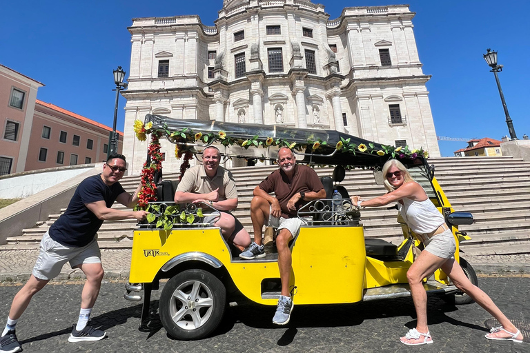 Lizbona: zwiedzanie Lizbony elektrycznym tuk tukiemLizbona: Prywatna wycieczka po mieście elektrycznym Tuk Tukiem