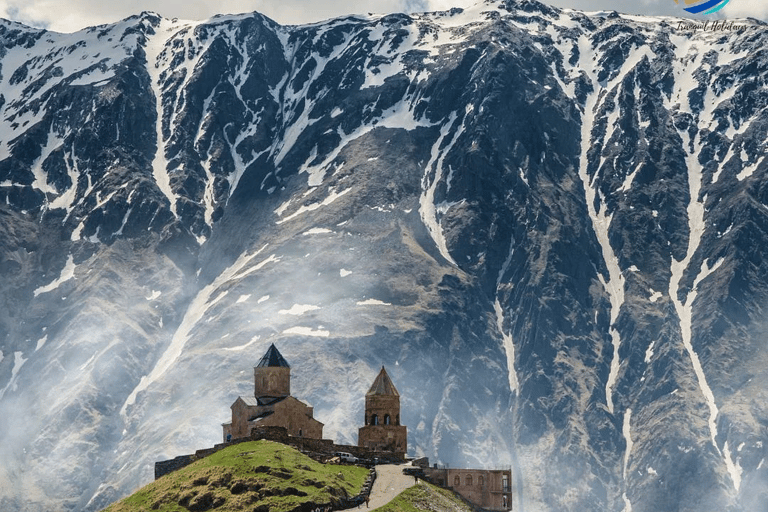 From Tbilisi: Gudauri, Kazbegi TourFrom Tbilisi: Private tour Gudauri, Kazbegi