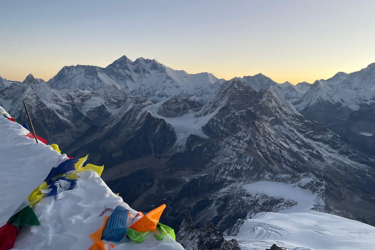 Kathmandu: Mera Peak Climbing Expedition with Guide