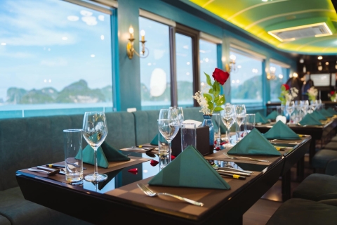 Zatoka Ha Long: Luksusowy jednodniowy rejs, jaskinie, kajak i lunch w formie bufetuZatoka Ha Long: luksusowe rejsy jednodniowe