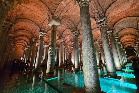 Visita à Cisterna da Basílica com entrada sem fila