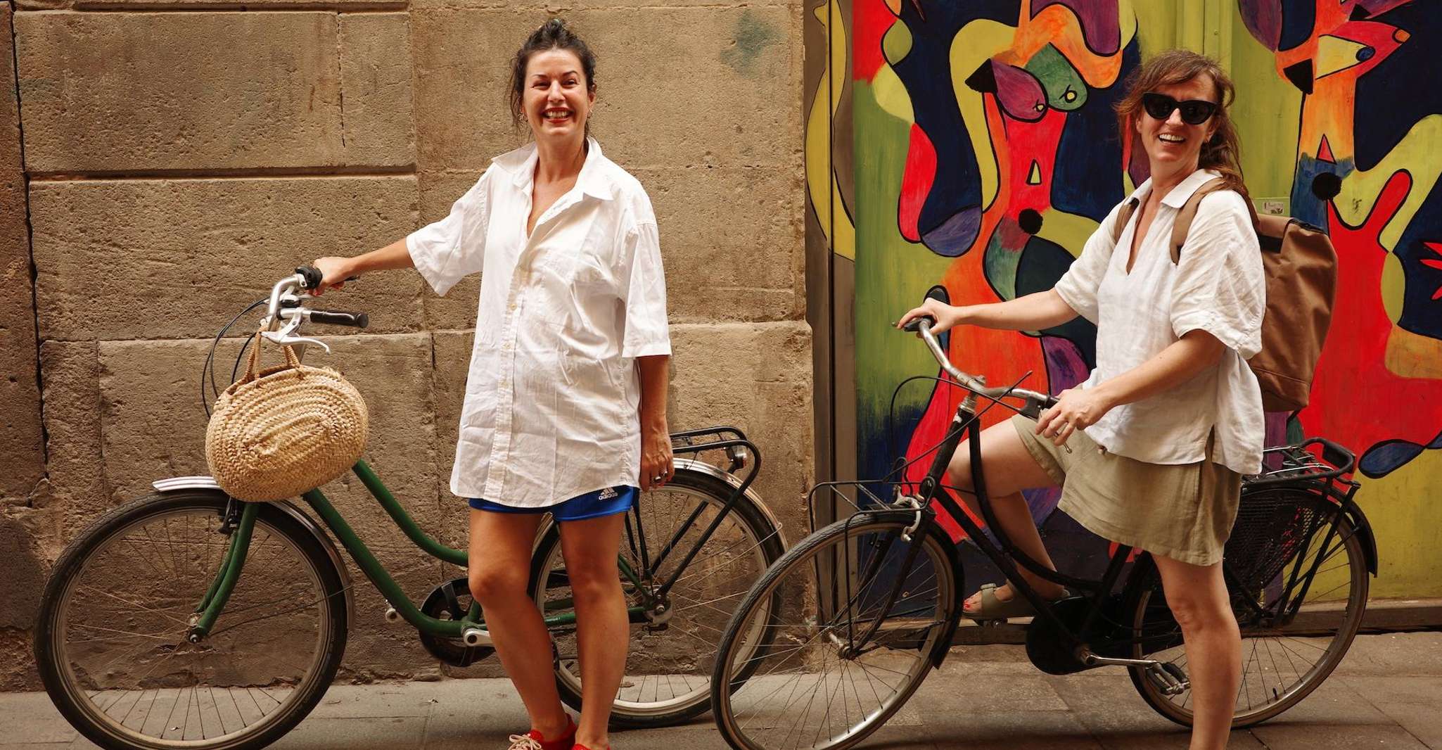Barcelona: Guided Bike or E-Bike City Tour photo 5