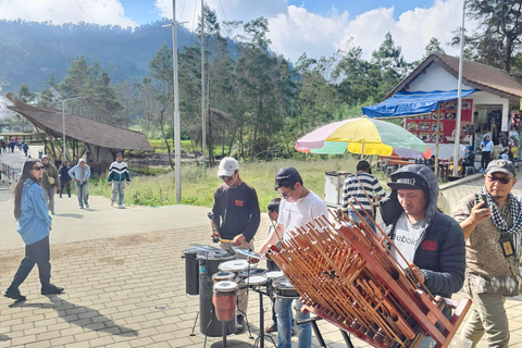 Från Yogyakarta: Dieng-platån &amp; gastronomitur &amp; transferFrån Yogyakarta: Dieng-platån &amp; gastronomi-tur &amp; transfer