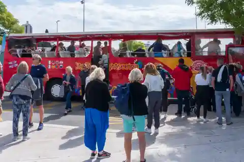 Split: Red Line Panoramic Tour with Sightseeing Bus
