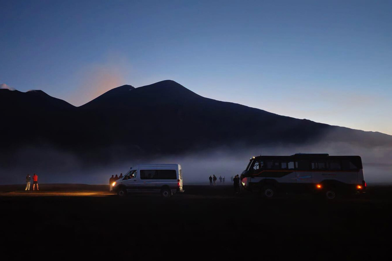 Mt. Etna North: Sunset at 2,850 meters in a 4x4 Etna: Sunset at 2,850 meters with 4x4 and guide