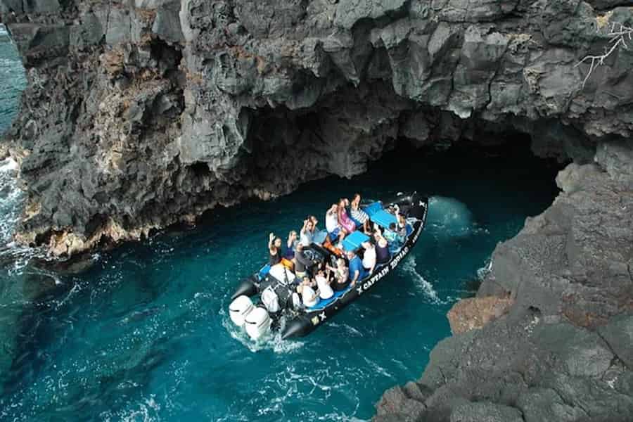 Kealakekua Bay: Schnorchel-Tour am Morgen. Foto: GetYourGuide Kealakekua Bay: Schnorchel-Tour am Morgen. Foto: GetYourGuide