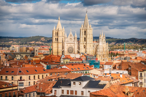 Day trip to León, Astorga, and Castrillo de los Polvazares Excursion to León, Astorga, and Castrillo de los Polvazares