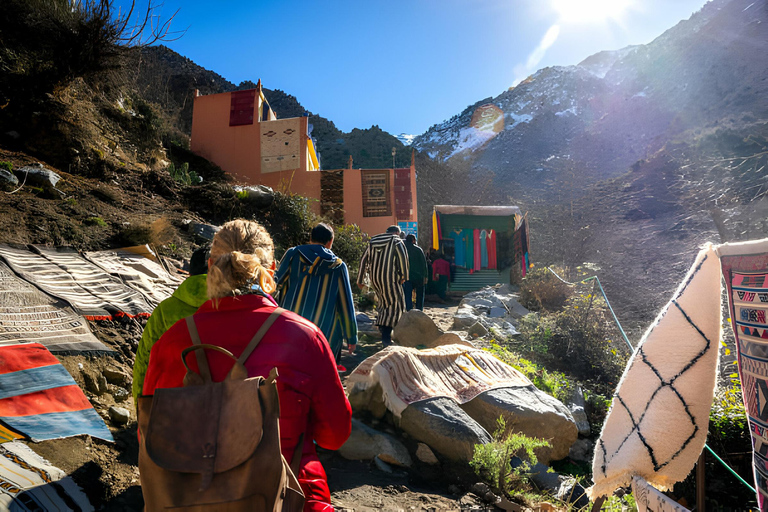 Da Marrakech: Escursione di un giorno nella Valle dell&#039;Ourika e nei villaggi berberi