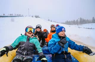 Québec (Stadt): Snow Tubing im Village Vacances Valcartier