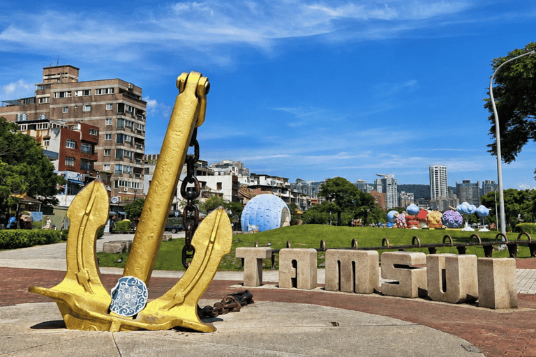 Taipei: Tamsui and Beitou Private Walking Tour
