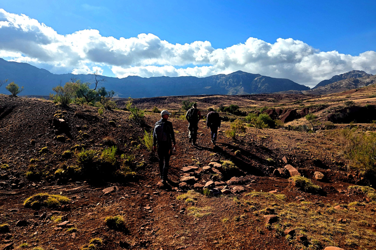 Sucre: Obispo Hill, Quila Quila, Petroglyphs & Hot Springs