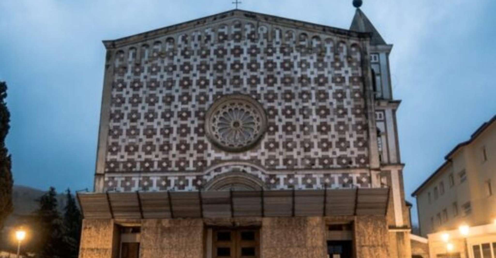 Eucharistic Miracle & Holy Face's Sanctuaries Private Tour - Hizvo