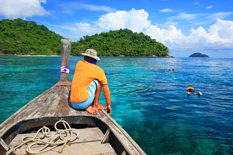 Ko Lanta: Excursão exclusiva de mergulho com snorkel em cauda longa em 4 ilhas com almoçoPasseio compartilhado