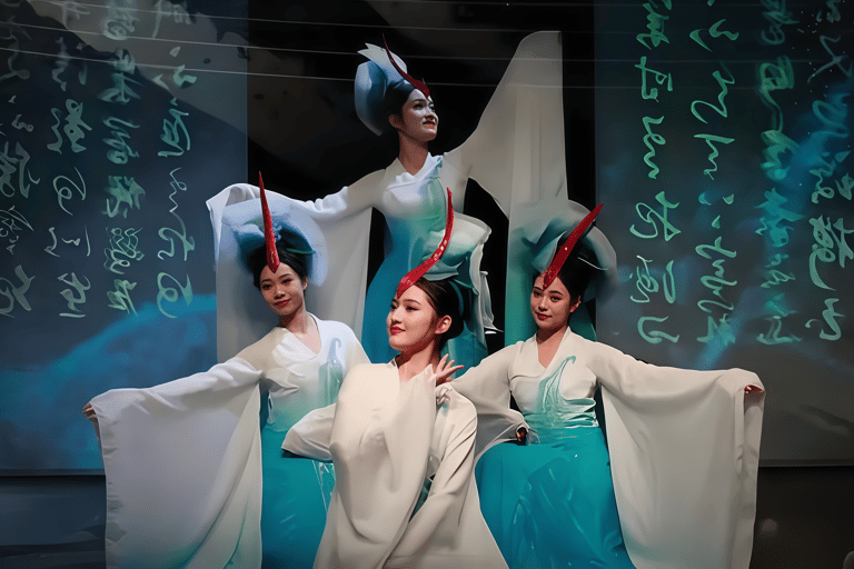 Beijing: Hefang Garden Dining Experience with Performance First Row（make a reservation at least 3 days in advance）