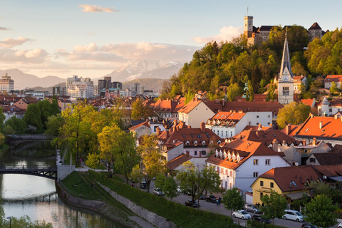 Ljubljana: Old Town Private Walking Tour with a Local Guide