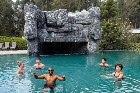 Musanze: Grotta Resort with swimming pool, jacuzzi, cave visit, Twins Lake Option 3 — Bigogwe Tour (in addition to options 1 and/or 2)