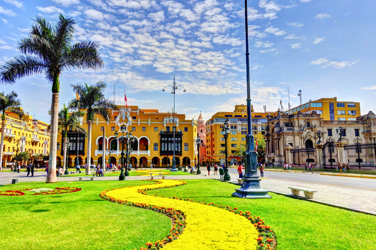 Lima:Guided City Tour Ancient, Colonial & Coastal Experience