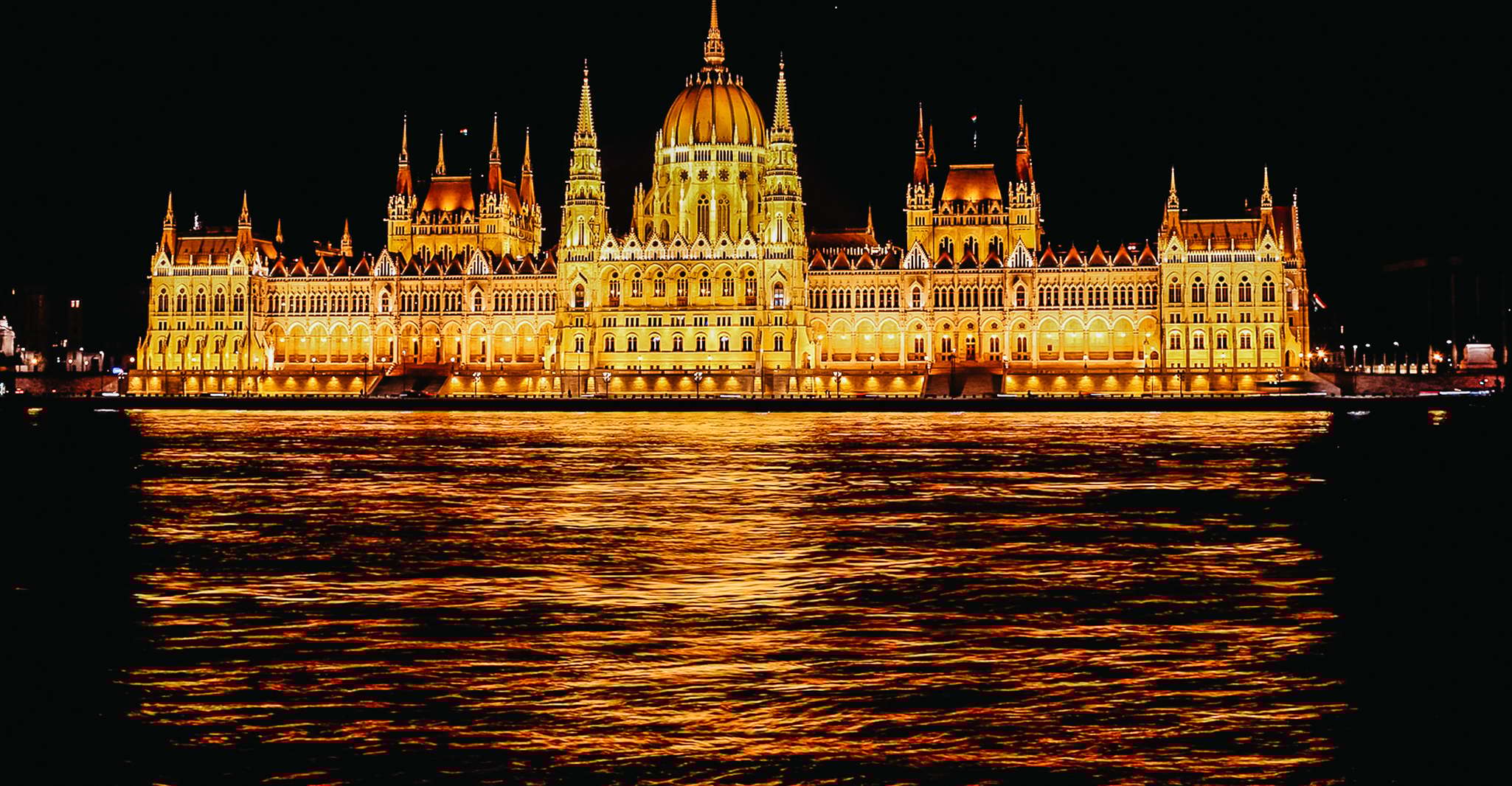 Budapest: City Highlights Sightseeing Cruise photo 6