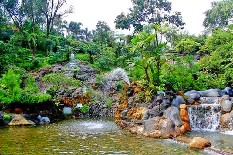 Jakarta : Volcano, Indonesian Coffee Production, Hot spring Jakarta : Volcano, Indonesian original coffee, Hot spring