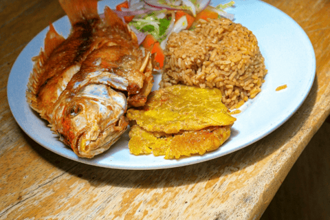 Daytour a Playa Tranquila VIP con ombrelloni, pranzo in autobus!