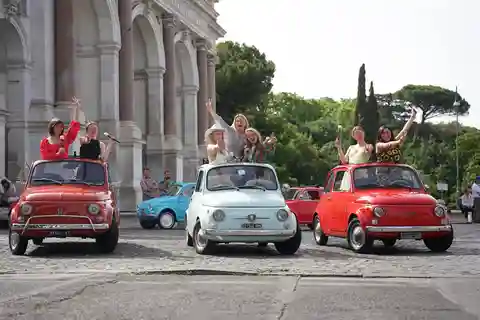 Professional Photoshoot with most Classic Fiat500 of Rome