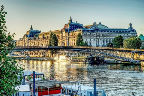 Paris: Tages- oder Sonnenuntergangs-Kreuzfahrt mit Getränk, Eiscreme oder Dessert